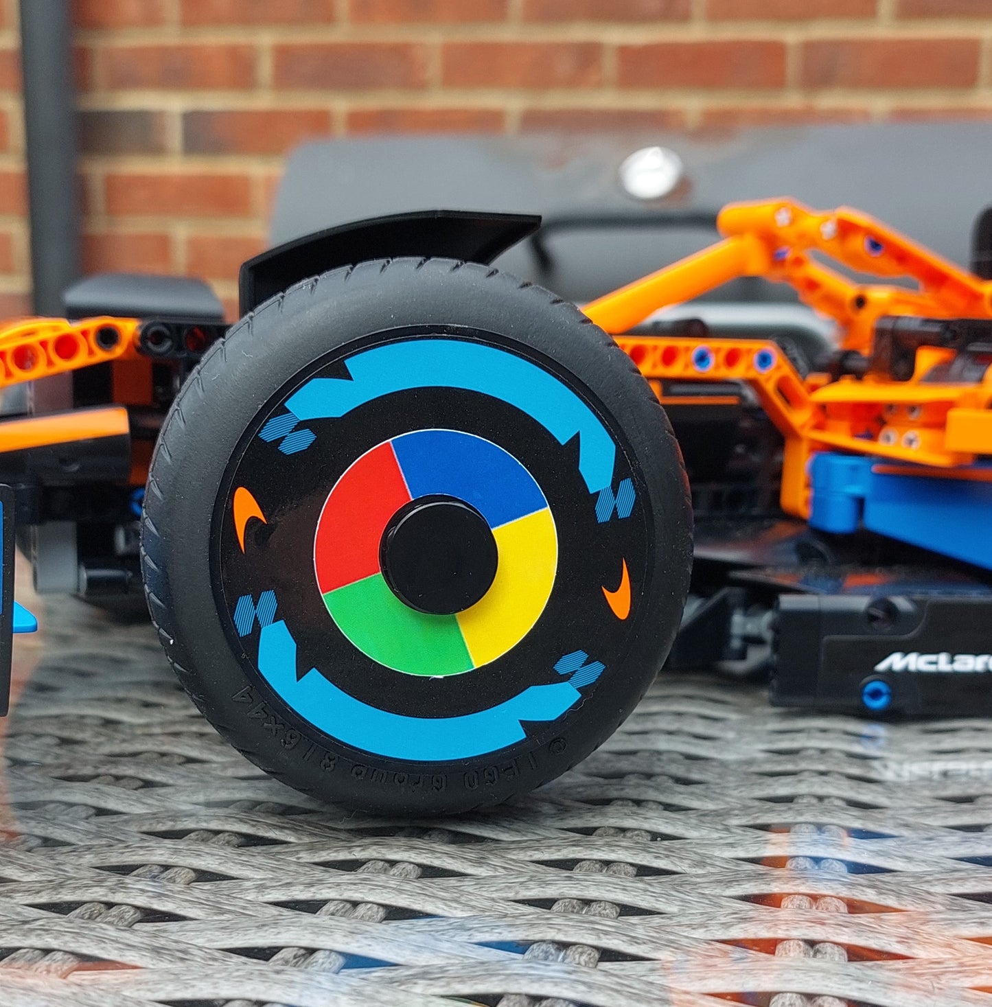 Mclaren F1 42141 Google Wheel Stickers